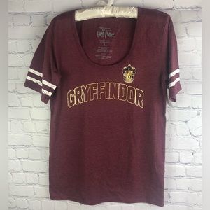 Harry Potter Gryffindor varsity stripe sleeve burgundy tee shirt size large new